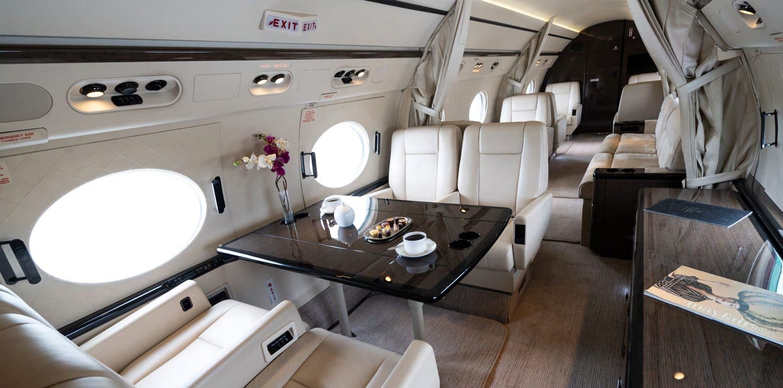 Gulfstream G550 cabin