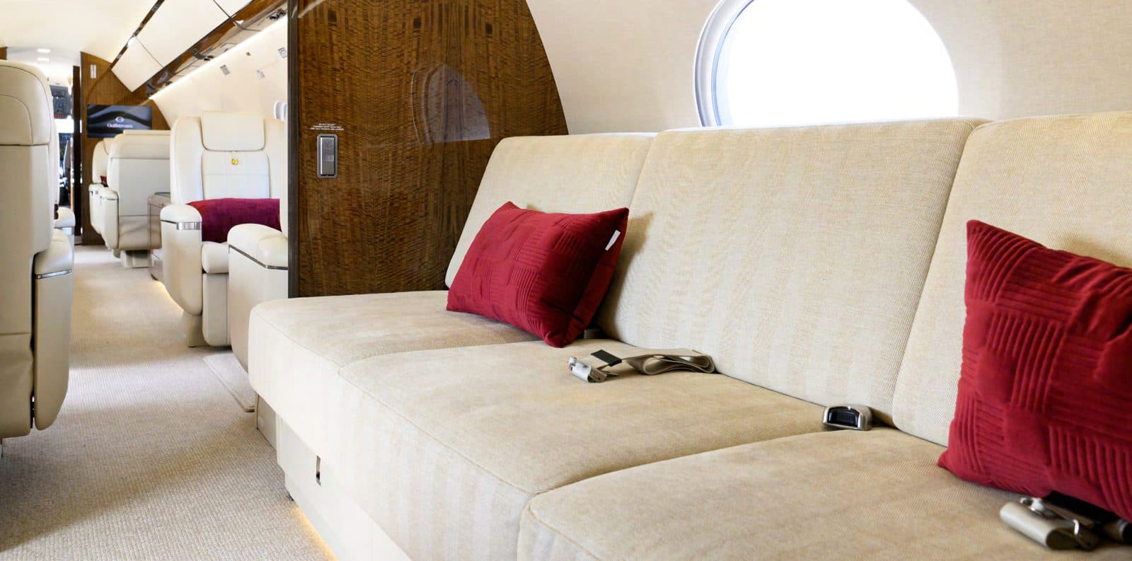 Lounge for families · G650ER