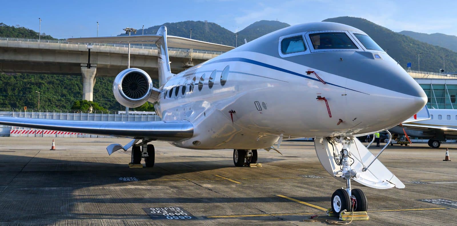 Gulfstream G650ER flagship private jet